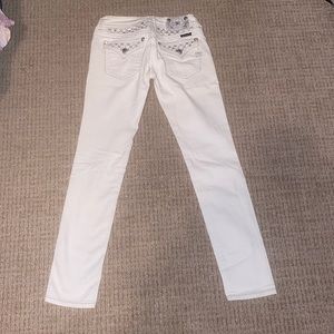 White Miss Me jeans